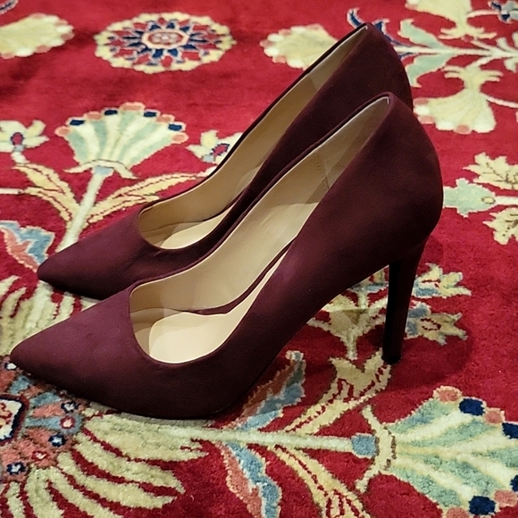 Call it Spring pumps - Picture 2 of 4